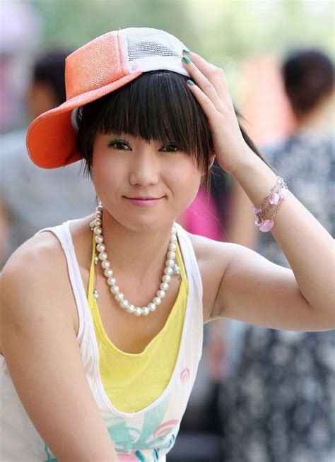 中国第一黄金比例身材 重庆美女艾尚真_时尚频道_凤凰网