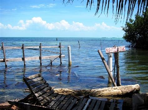 CANUCK COTTAGES (Caye Caulker) - Cottage Reviews & Photos - Tripadvisor