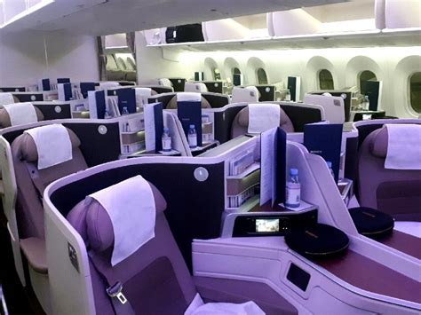 Saudi Arabian Airlines Business Class 的图像结果