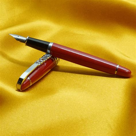 Oliver Sky Red Color Body With Doctor Clip Cap Fine Tip Convertor Type ...