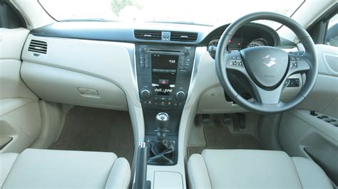 maruti-suzuki-kizashi-2013-MT-interior Car Photos - Overdrive