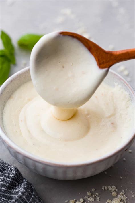 White Pizza Sauce - Well-Health Lifestyle Magazine