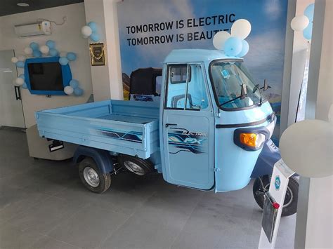 Piaggio enters MP market with first electric three-wheeler experience ...