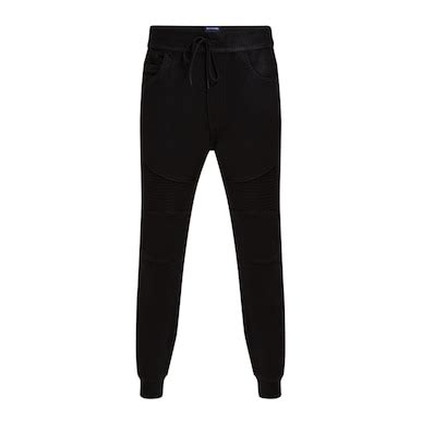 Buy Men Black Slim Fit Solid Casual Online at The Collective - 199556
