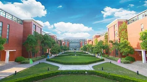 上海外国语大学西外外国语学校,招生简章