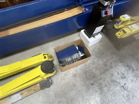 Car Lift Bendpak Two Post & Floor ATV Scissor Lifts X2 for Sale in San ...