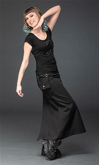 Langer Rock mit Tasche, Schlitz hinten - Queen of Darkness - Gothic ...