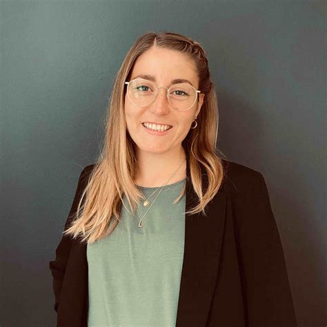 Sandra Sturm - Ausbildung zur Kauffrau für Marketingkommunikation - SRH ...