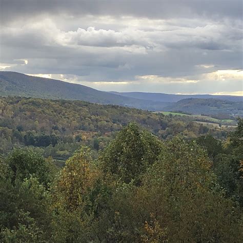 STROUDSMOOR COUNTRY INN (Stroudsburg) - Hotel Reviews, Photos, Rate ...