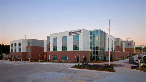 Madonna Rehabilitation Hospital - Lincoln Campus Virtual tour - Davis ...