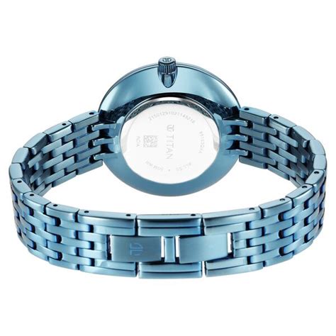 Buy Online Titan Purple Unending Beauty Quartz Analog Blue Round Dial ...