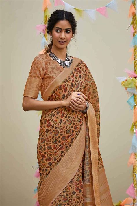 Buy Caramel Brown Digital Printed Linen Saree 51022 Online | Karagiri