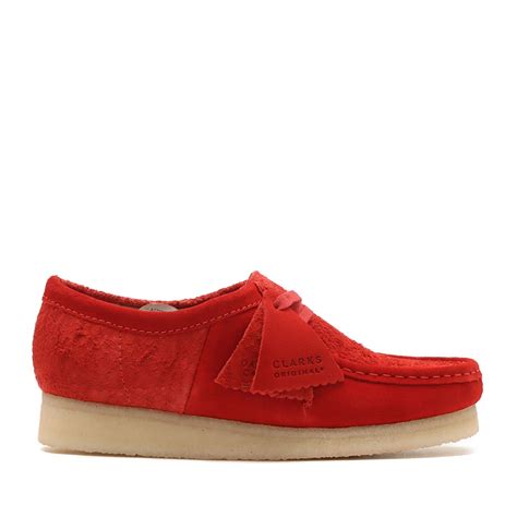 Clarks Wallabee. Red RED（クラークス x ダニエル・カターリ ワラビー-レッド） | atmos（アトモス） 公式 ...