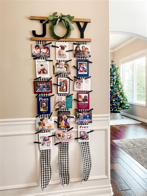 Easy DIY Christmas Card Holder Wall Hanging Display | Holiday card ...