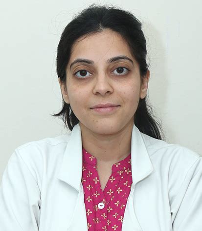 DR. RUPALI ROHATGI