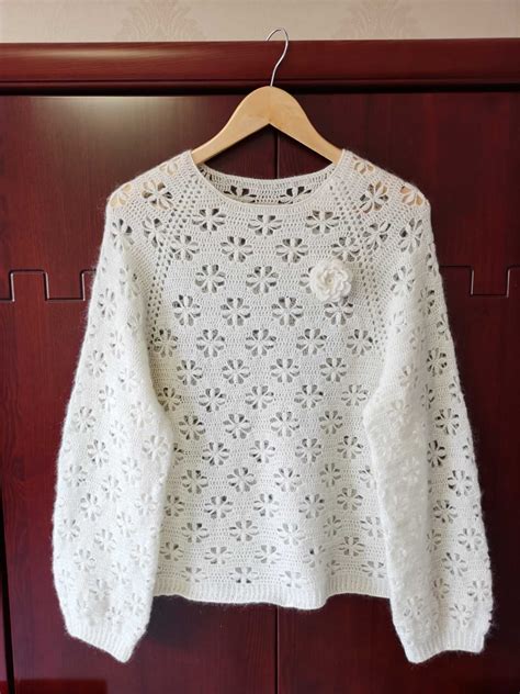 花田 从上往下钩女士...-编织人生移动门户 | Crochet ladies tops, Crochet top outfit ...