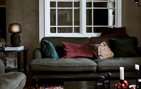 Clean desks, clearer minds - IKEA