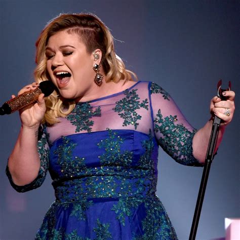 Kelly Clarkson Pregnant