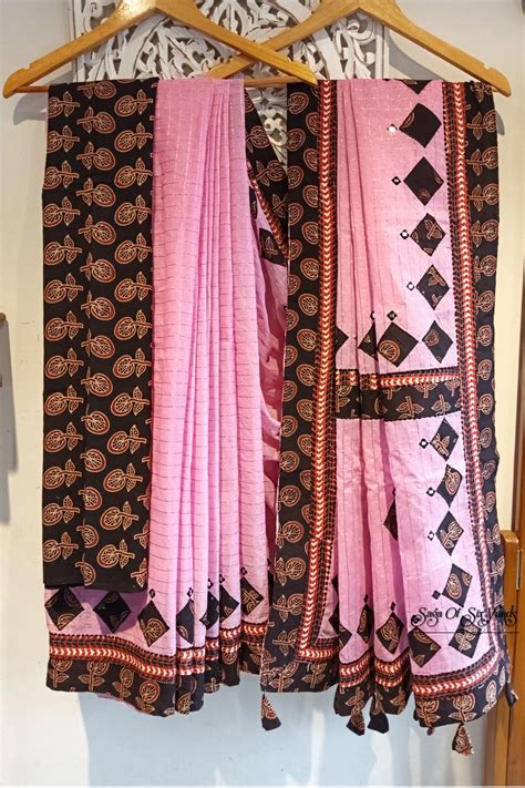 Buy Patch Work Handloom Pure Cotton Saree With Printed Blouse Piece ...