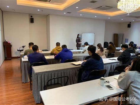 绍兴市举办首期探索人道法项目培训班