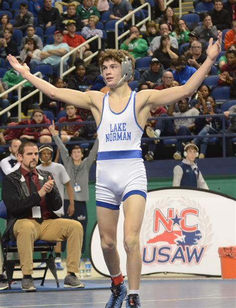 PHOTOS: NCHSAA wrestling state championships