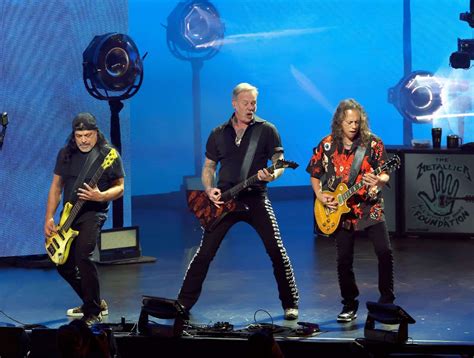 Metallica's Genre-Defining Moments: Songs That Shaped Heavy Metal