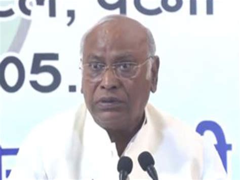 "Extremely difficult for PM Modi to form government," says Congress ...