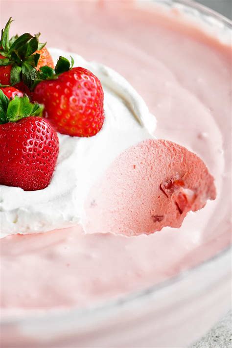 Strawberry Jello Salad Recipe