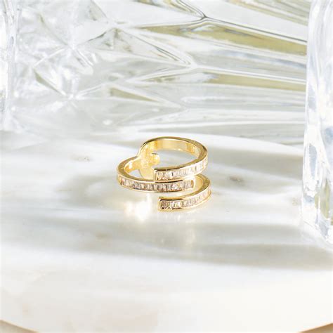Luxe Loop Golden Ring | Salty – Salty Accessories