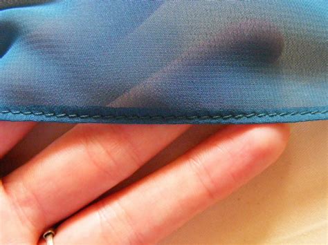 Hem Chiffon Using Tissue 的图像结果