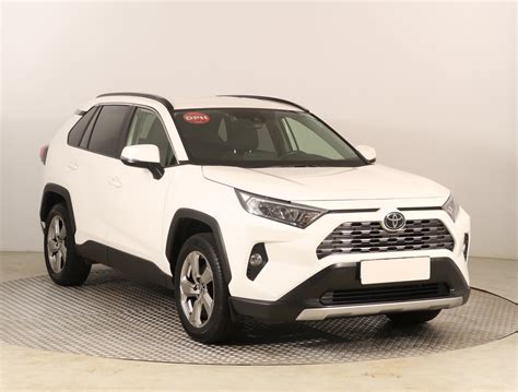 Samochody używane Toyota RAV4