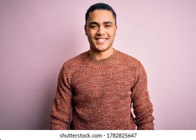 Man Face Front View 的图像结果