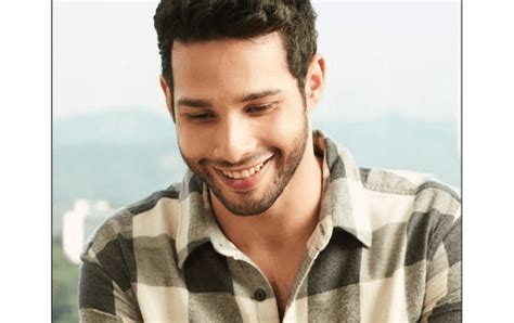 MC Sher aka Siddhant Chaturvedi is praised by rapper boy Divine on his ...