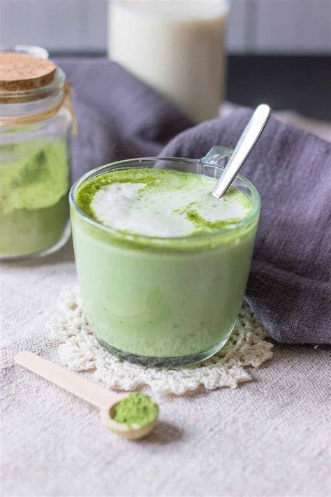 Matcha Green Tea Latte (only 3-ingredients!) | Natalie's Health