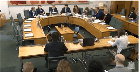 Select Committee 的图像结果