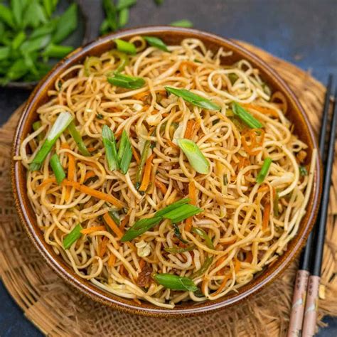 Veg Hakka Noodles | Recipe | Tasty noodles recipe, Indian food recipes ...