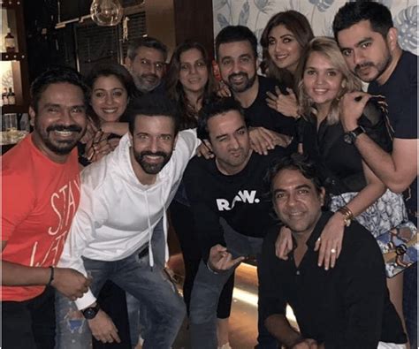 Actress Shilpa Shetty Hosted A Star Studded Birthday Bash For Raj ...