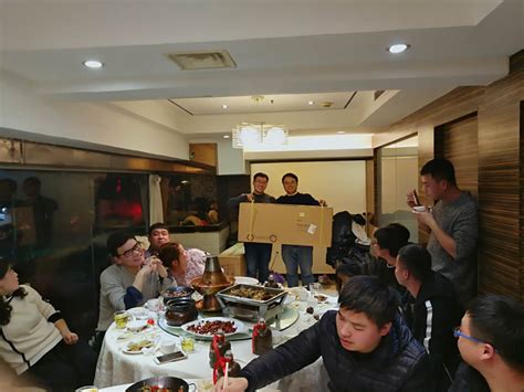 2018年聚餐-上海实邦电子科技有限公司
