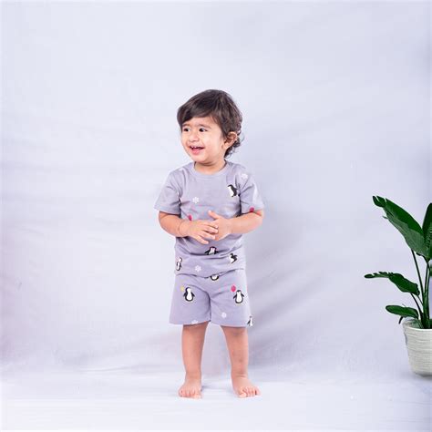 T-Shirt & Shorts Unisex Co-ord Set | Party Penguin – orangesugar