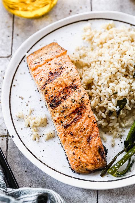 Grilled Salmon Fillet – WellPlated.com