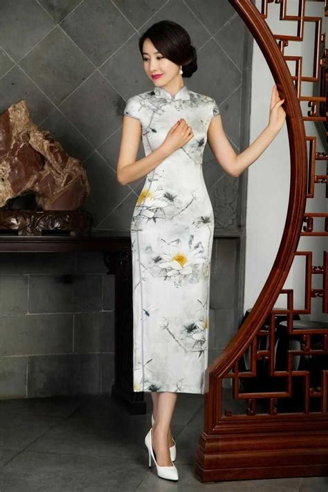 Cách mặc sườn xám đẹp và phù hợp với từng dáng người