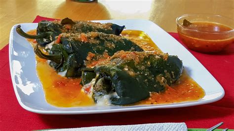 Stuffed Poblano Peppers (Chiles rellenos recipe) - La Cooquette