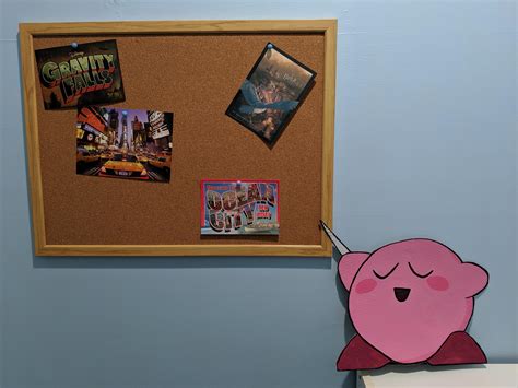I made a Kirby to go with my new cork board. : Kirby