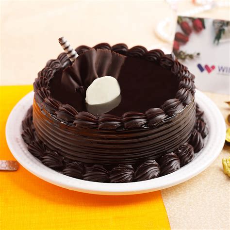 Dark Royal Chocolate Cake Online | Free Delivery | YummyCake