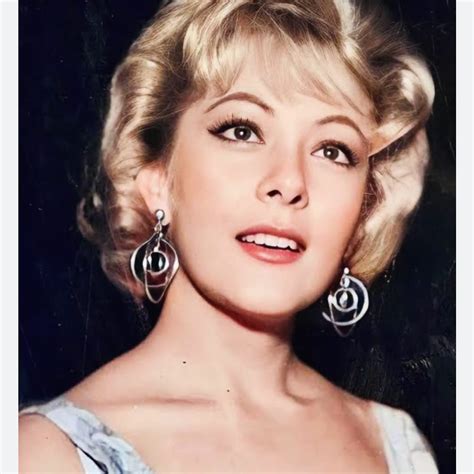 Instagram video by Andrea Ceballos • Dec 20, 2024 at 6:32 PM