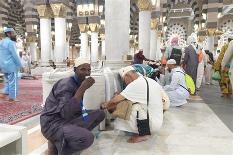 khasiat air zam zam untuk pengobatan