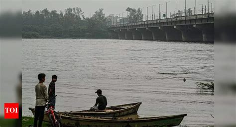 Yamuna level up as Haryana releases 50,000 cusec water, no immediate ...