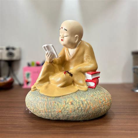 Monk Statue For Table Decor – The Decorshed
