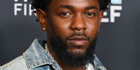 Kendrick Lamar Wins Best Rap Performance for “Not Like Us” at 2025 ...