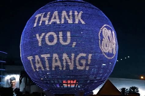 LOOK: Mall of Asia globe lights up for ‘Tatang’ Henry Sy | ABS-CBN News